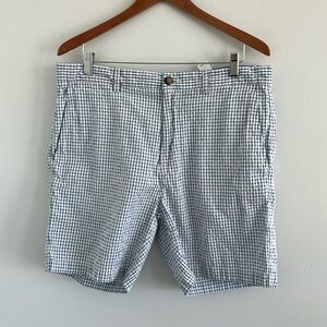 Vineyards‎ Vines breaker shorts